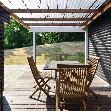 Three-bedroom Holiday In Σπίτι διακοπών *